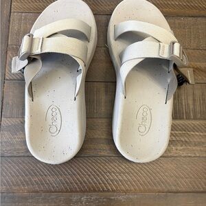 Chaco Ivory Speckled Adjustable Slide Sandals